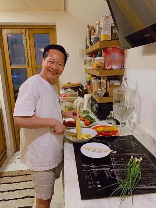 Chồng tặng hết gia sản cho Phan Như Thảo, ngắm ảnh vợ mỗi ngày-3