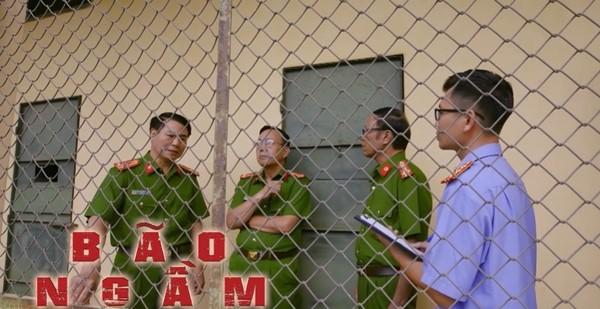 Bão Ngầm tập 32: Ong Chúa thuê người thủ tiêu Toàn Khỉ Đốm-2