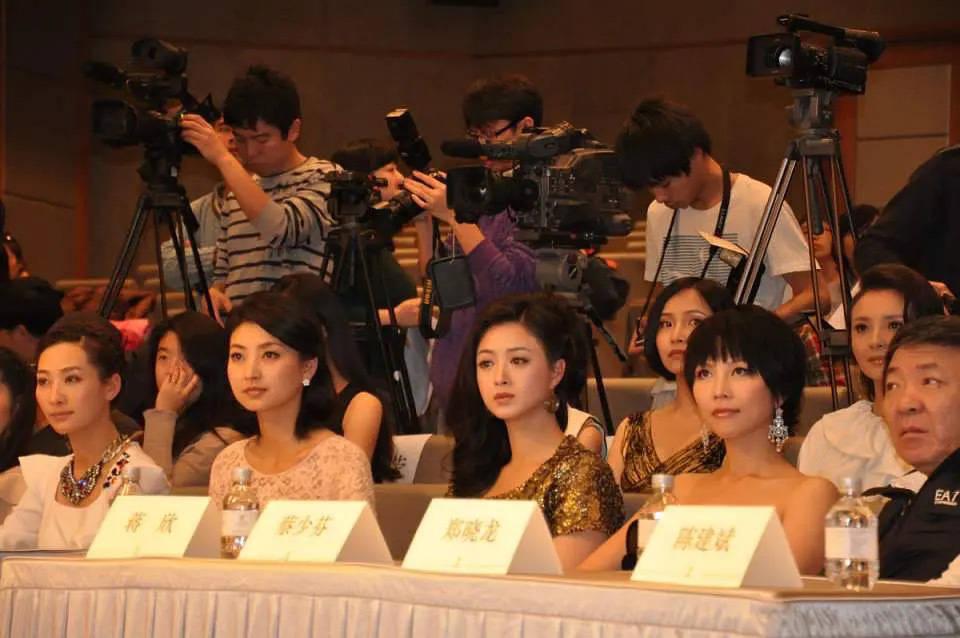 10 năm sau Chân Hoàn Truyện, Tôn Lệ - Thái Thiếu Phân chẳng thấy già đi-9