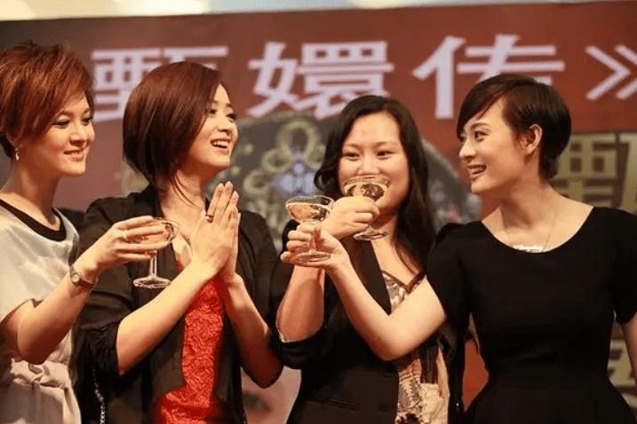 Cuộc sống hôn nhân của Thái Thiếu Phân ở tuổi U50-6