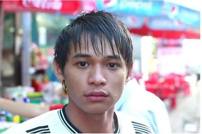 Bất ngờ hình ảnh xăm trổ hổ báo của Độ Mixi trong quá khứ-2