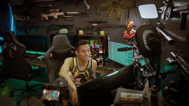 Bất ngờ hình ảnh xăm trổ hổ báo của Độ Mixi trong quá khứ-4