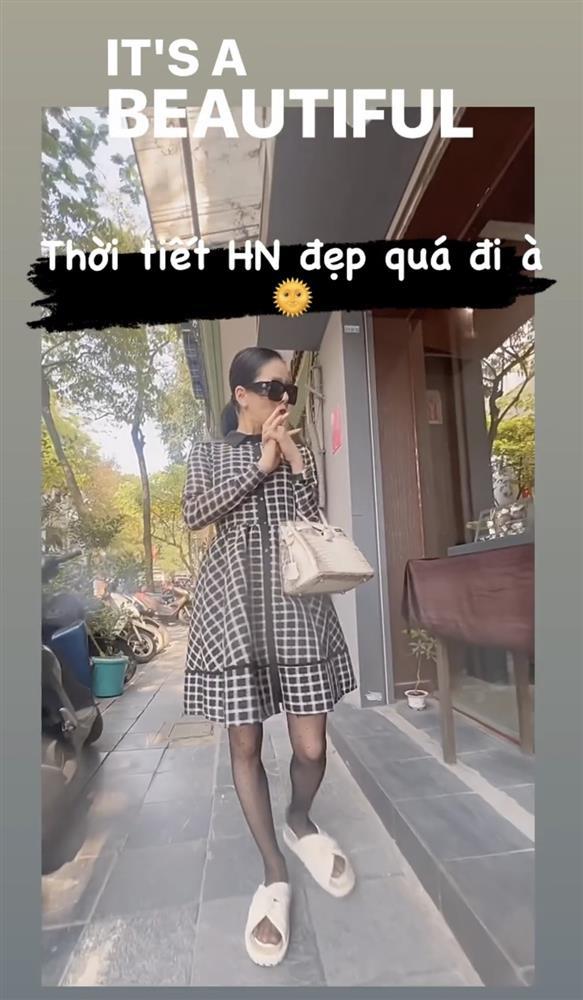 Lệ Quyên bụng lùm lùm, chân đi 2 hàng như có tin vui?-3