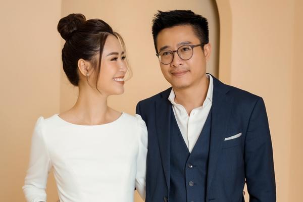 Hoa hậu Dương Thùy Linh khó chịu vì bị check ngực tại sân bay-6