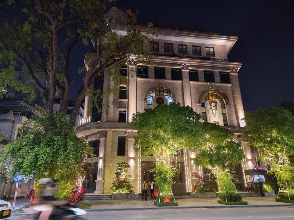 Công an đang khám xét trụ sở tập đoàn Tân Hoàng Minh-2