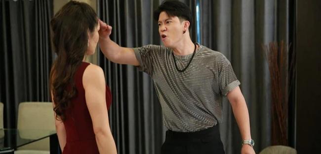 Bị chồng đánh sang mách bố chồng, con dâu bị hứng lời cay nghiệt-1