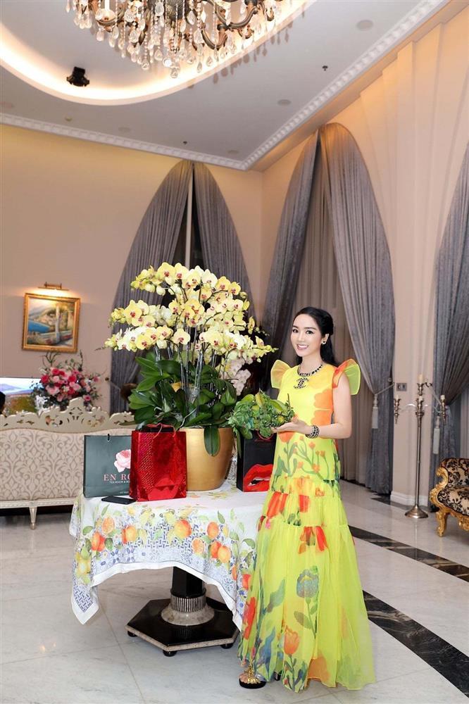 Hoa hậu Giáng My giàu có cỡ nào ở tuổi 50?-3