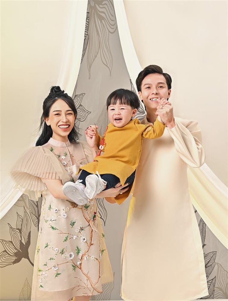 Con gái Minh Nhựa lộ mặt mộc, nhan sắc thật thế nào?-1