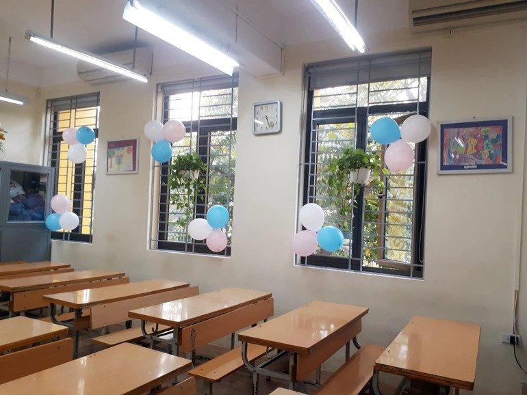 Hanoi: The first lesson of grades 1-6 after 11 months of school closure-2