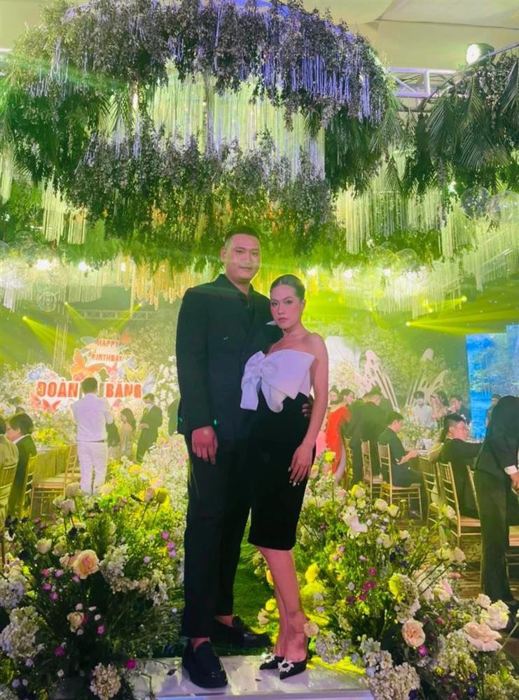 Em gái Đoàn Di Băng ở biệt thự 16 tỷ, đi xe sang, nhiều bất động sản khủng-2