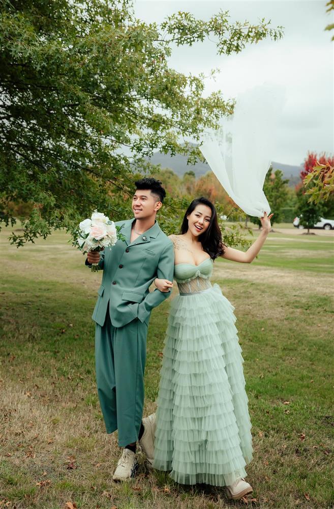 Lương Bằng Quang - Ngân 98 chụp 100 bộ ảnh, cưới đủ 10 lần?-1