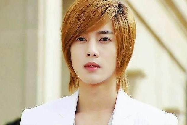 Tài tử Vườn Sao Băng Kim Hyun Joong nói về bà xã bí ẩn-3