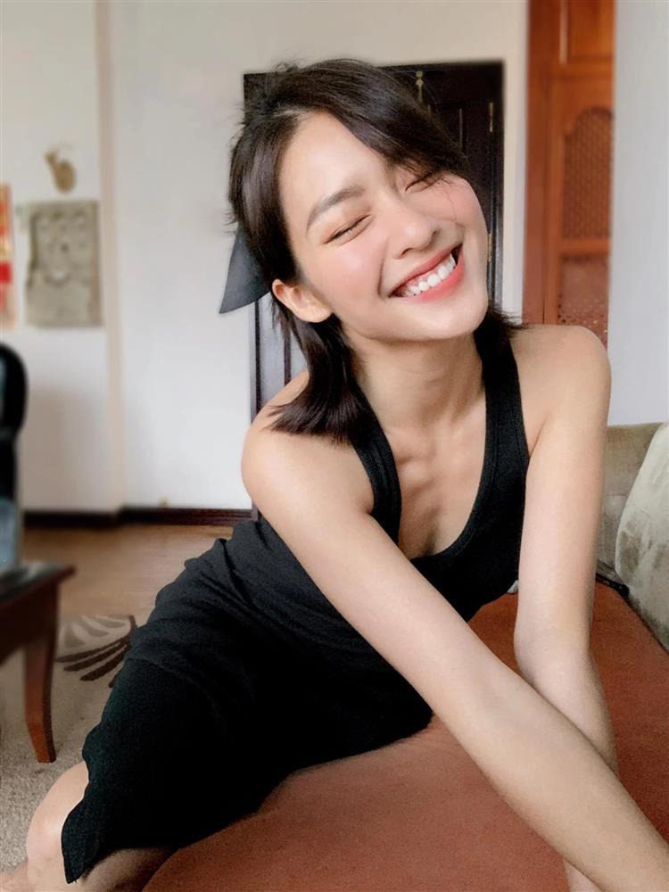 Hết thời khô như mắm, Khả Ngân khoe bộ loa vừa độ ngồn ngộn-7