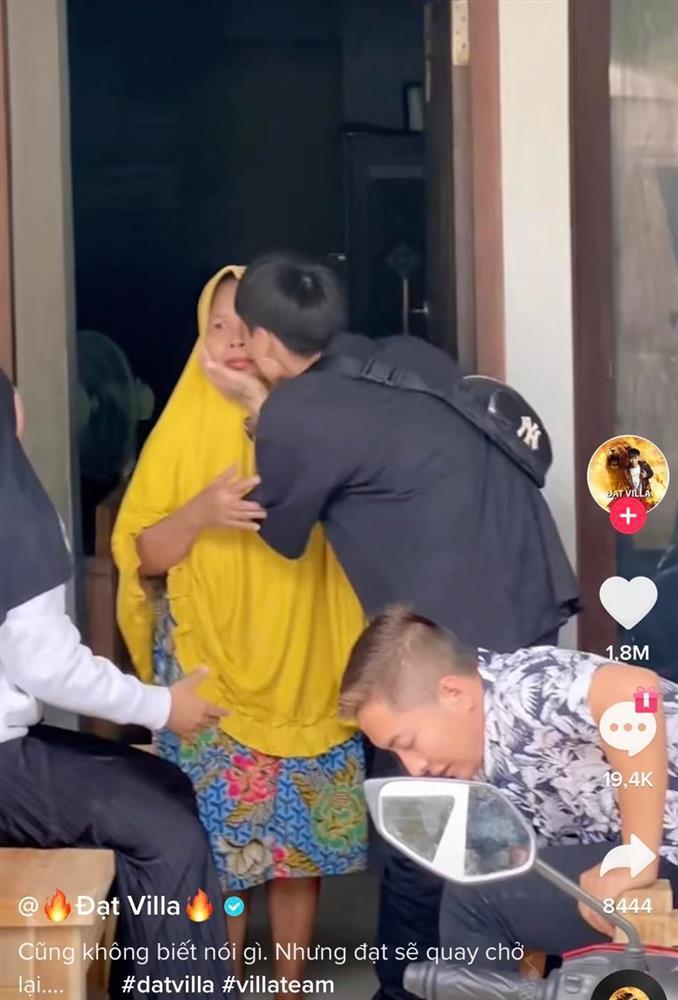 Clip tiết lộ quan hệ giữa Đạt Villa và mẹ vợ ngoại quốc-1