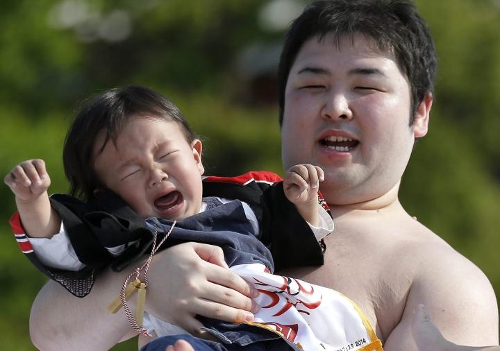 Lễ hội thi khóc chỉ có ở Nhật: Đeo mặt nạ quỷ, la hét dọa trẻ con-3