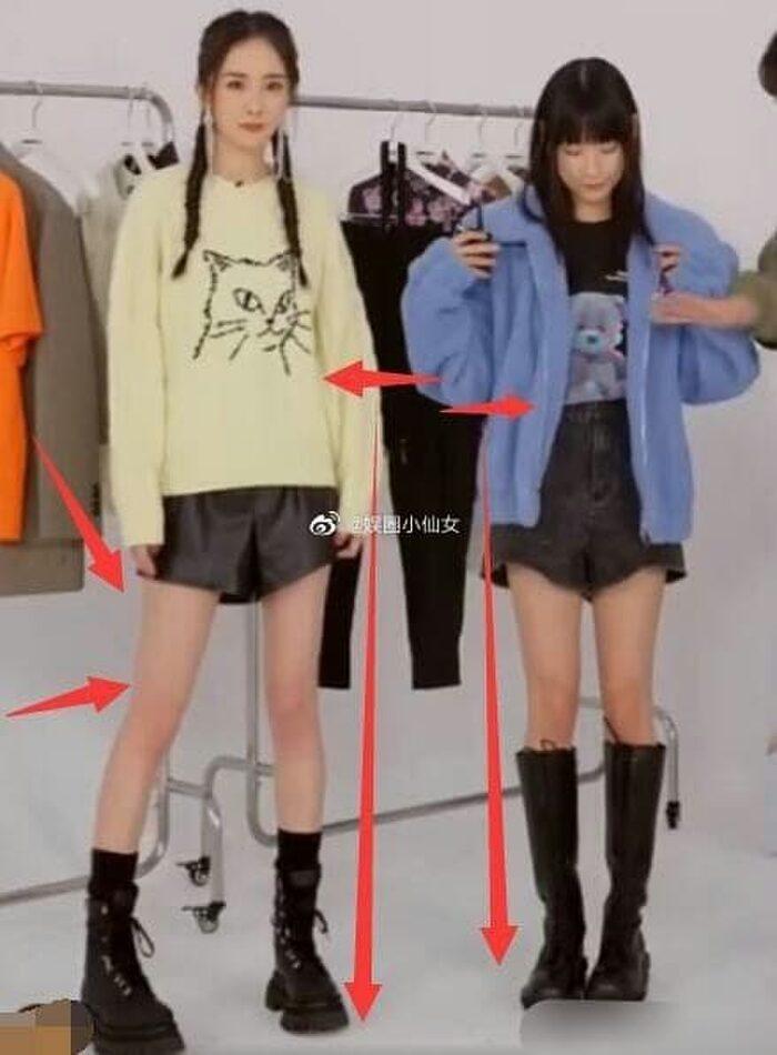 Dương Mịch lộ body mỏng dính, đôi chân bạc tỷ không còn-5