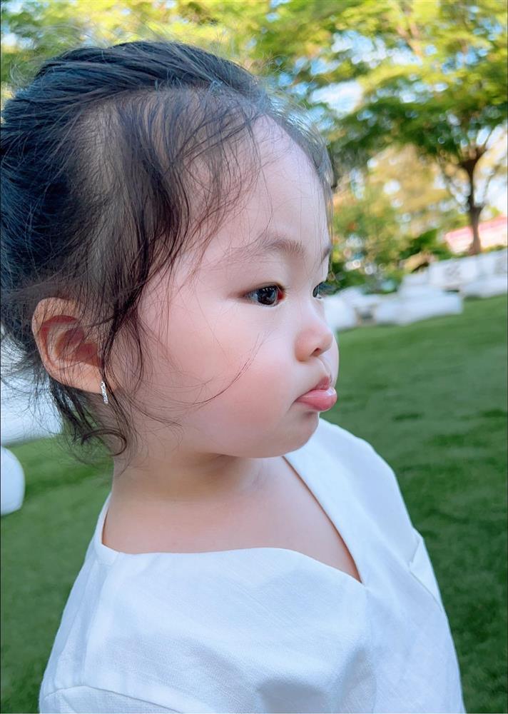 Cầm nhầm điện thoại Pha Lê, chồng cũ trả lại theo cách hú hồn-1