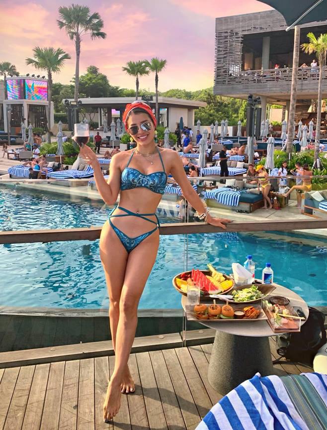 Phương Trinh Jolie khoe thân không biết mệt với bikini dây siêu hở-7