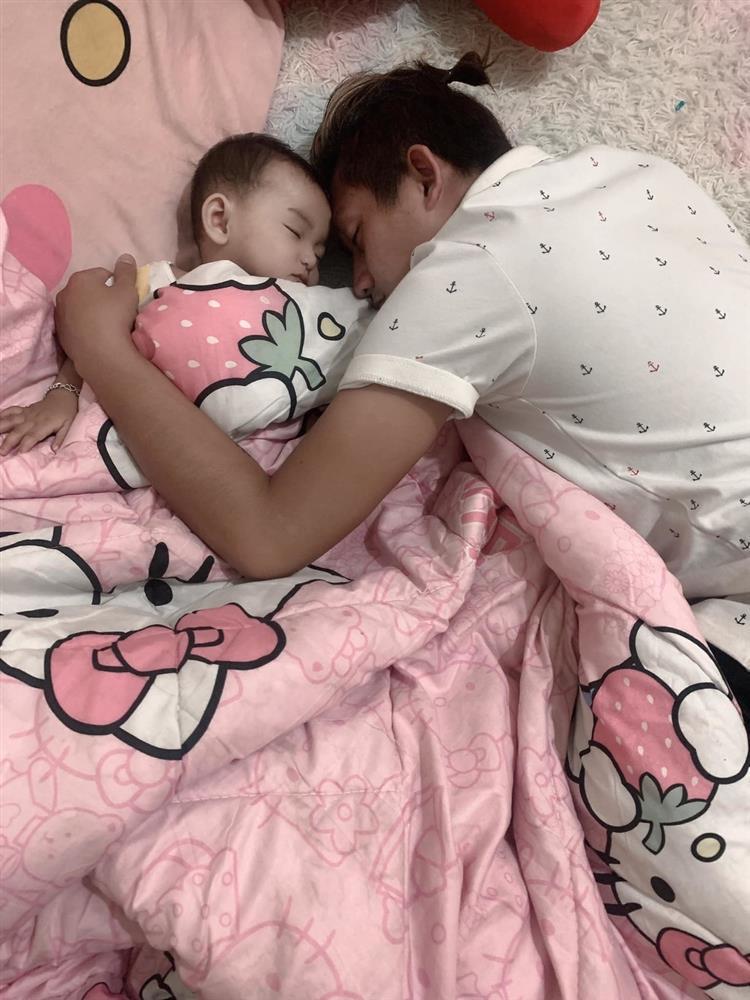 Con trai Hồ Gia Hùng (HKT): Chào đời ở đảo, thiếu thốn vật chất-5