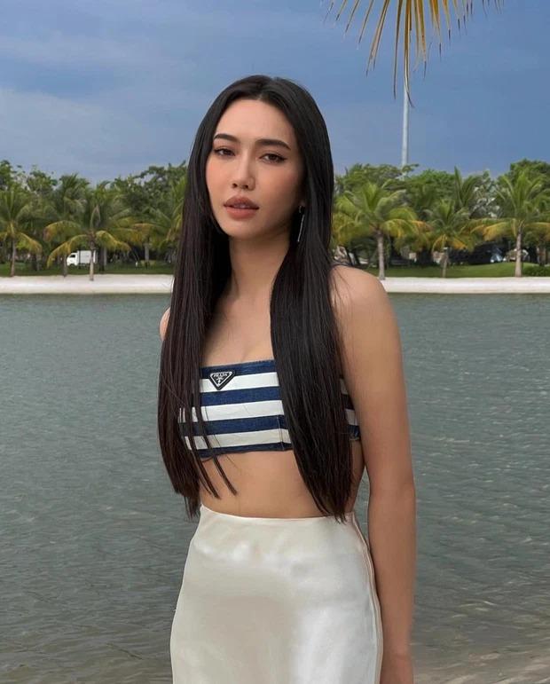 Diệu Nhi mặc bra top tự tin khoe eo thon của gái một con-1