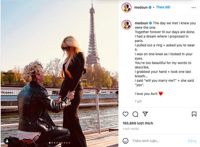 Bạn trai kém 3 tuổi cầu hôn Avril Lavigne bằng nhẫn khủng-4