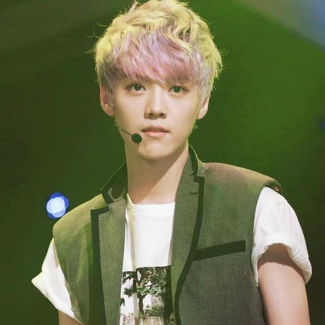 Lộc Hàm bị chỉ trích ké fame khi đăng ảnh kỷ niệm 10 năm EXO-5