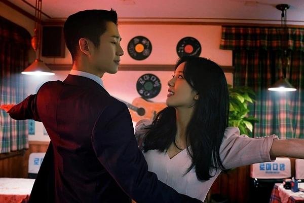 Jisoo (BLACKPINK) chính là truyền nhân của Son Ye Jin?-10