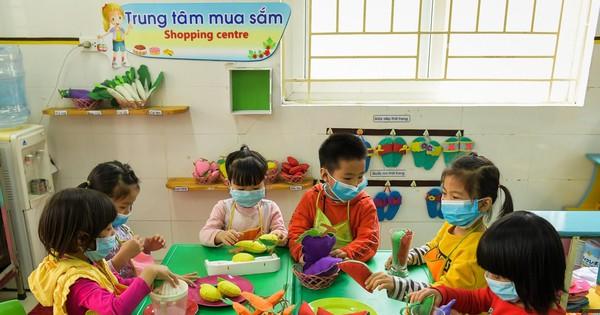 Trẻ mầm non Hà Nội nhận quyết định đi học trở lại từ 13/4-1