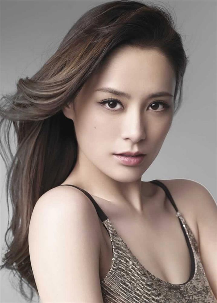 Đời thực Thanh Xà: Sao nữ trong vụ lộ 1.300 ảnh nhạy cảm chấn động giờ ra sao?-1