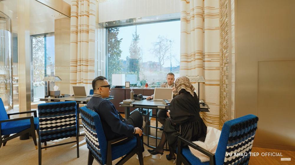 Vũ Khắc Tiệp sang Paris ở khách sạn dát vàng, giá gần 115 triệu/đêm-1