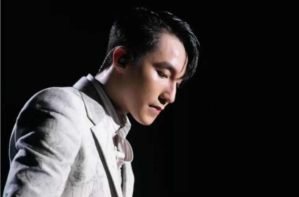Sơn Tùng M-TP mượn chiêu bình cũ rượu mới từ BIGBANG?-5