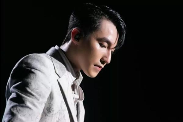 1 thành viên SpaceSpeakers cà khịa trực tiếp Sơn Tùng M-TP không nể nang gì!-5