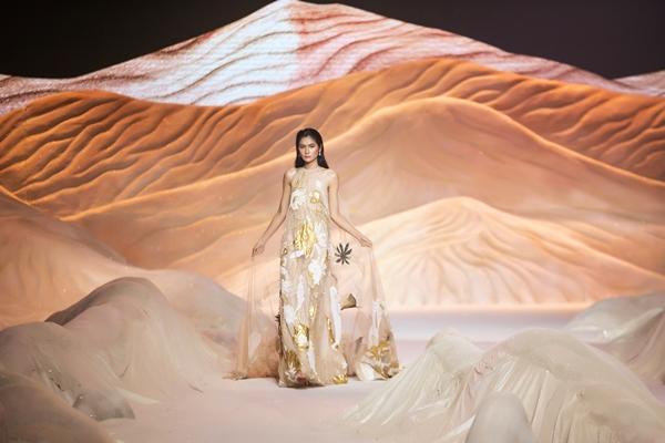 Đỗ Hà xuất thần diễn mở màn - Lương Thùy Linh rực rỡ làm vedette-17