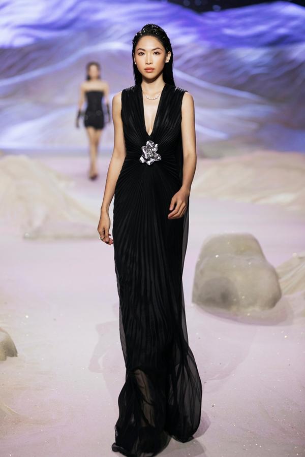 Đỗ Hà xuất thần diễn mở màn - Lương Thùy Linh rực rỡ làm vedette-32