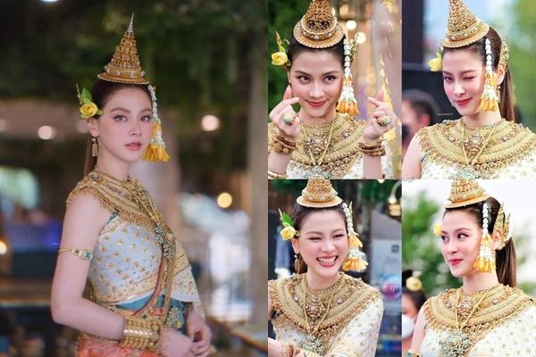 Gái xinh ngoại quốc gây chú ý với thời trang khi dạo chơi Hồ Gươm, phố cổ Hà Nội-10