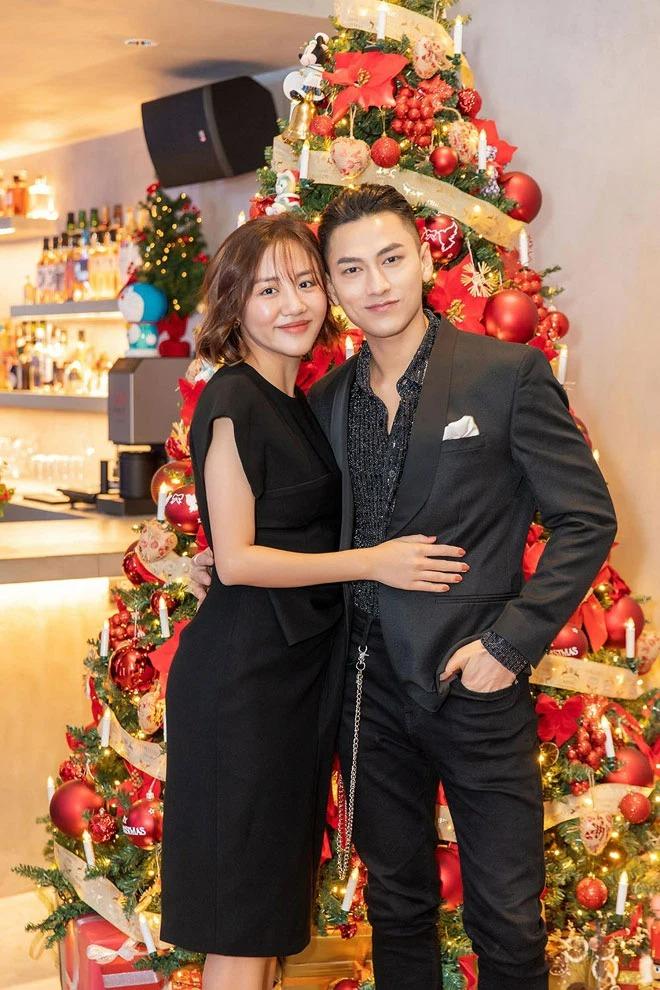 Văn Mai Hương công khai người đàn ông 11 năm, ai nấy ngơ ngác-7