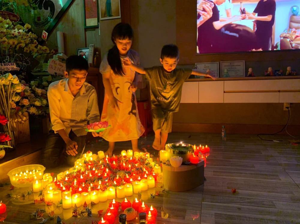 Quản lý, em trai và đàn con mừng sinh nhật Phi Nhung-2