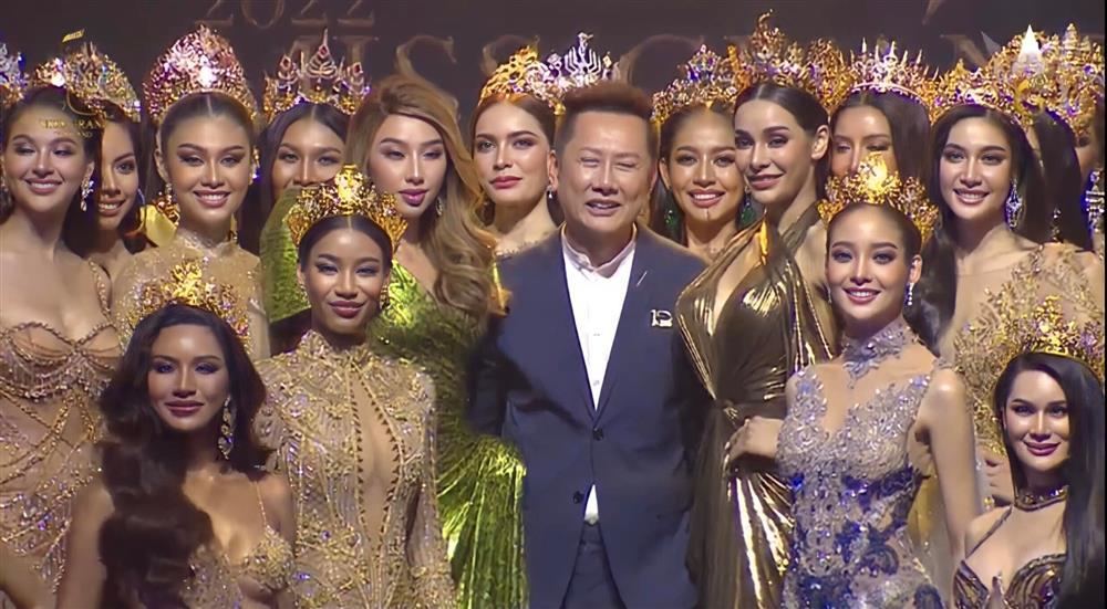 Hoa hậu Thùy Tiên và 7749 lần make-up thảm họa, già chát-1