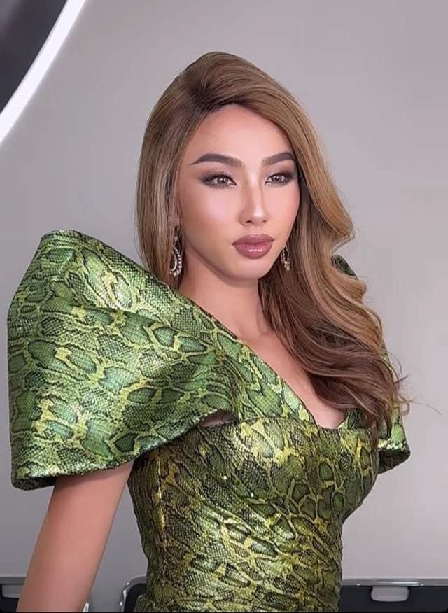 Hoa hậu Thùy Tiên và 7749 lần make-up thảm họa, già chát-3