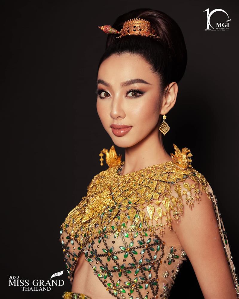 SHOCK: Thuy Tien wears 24 billion clothes, drops precious bracelets, making everyone's heart flutter-6