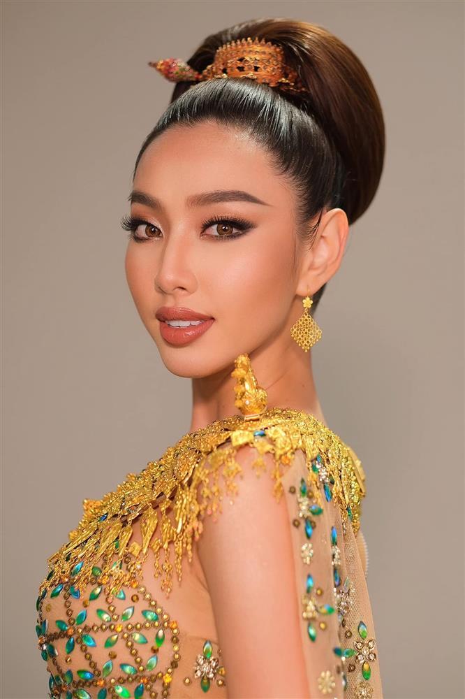 SHOCK: Thuy Tien wears 24 billion clothes, drops precious bracelets, making everyone's heart flutter-8