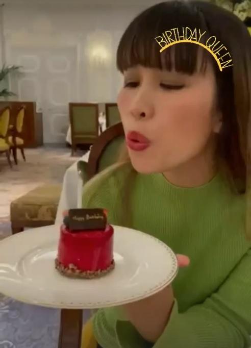 Ha Anh celebrates her birthday, why was Xuan Lan summoned to celebrate?-1