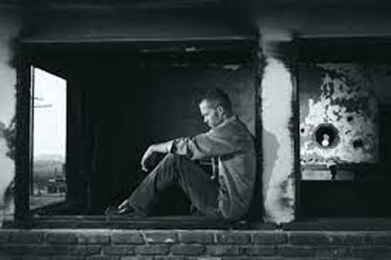 Vợ cắt liên lạc và biến mất, chồng nhờ cảnh sát mới 'vỡ lẽ' sự thật