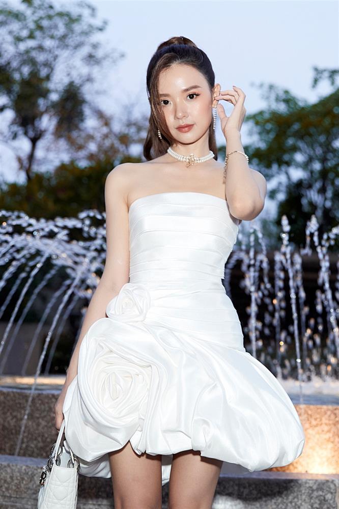 Được Kiều Minh Tuấn cầu hôn nhưng Midu lại bị tố là người thứ 3-2