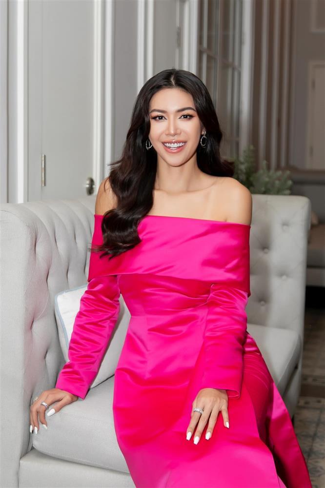 Rộ tin Minh Tú thay Hương Giang làm Người Ấy Là Ai, netizen xin đừng-3