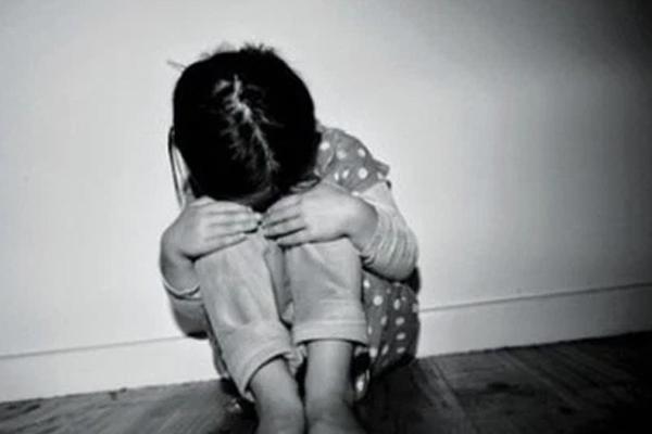 7-year-old girl suspected of being abused to the point of death in Ho Chi Minh City-1