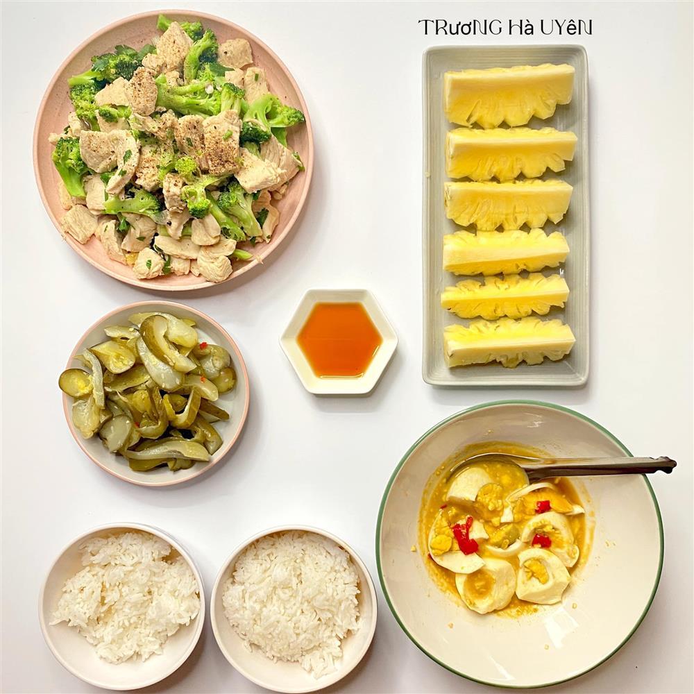 Mâm cơm sinh viên chỉ 50k, gen Z nhìn mà ứa nước miếng thèm-7