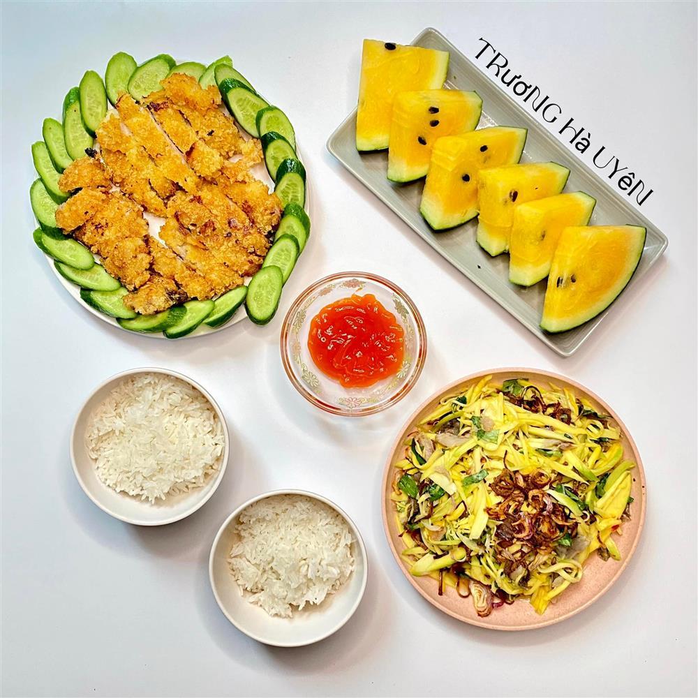 Mâm cơm sinh viên chỉ 50k, gen Z nhìn mà ứa nước miếng thèm-10