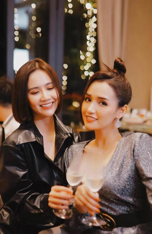 The female stars reunited: Quynh Nga caused a fever with a new look-9