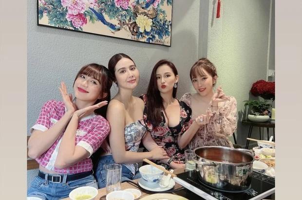 Female stars reunited: Quynh Nga caused a fever with a new look-4
